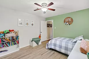 9911 El Chaco St, Baytown, TX 77521 - Photo 13