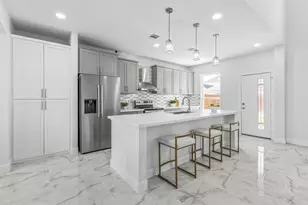 2111 Pinecreek Pass Ln, Katy, TX 77449 - Photo 1