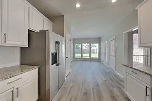 14918 Laytham Ln, Sugar Land, TX 77498 - Photo 5