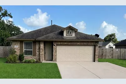 261 Inwood Drive, West Columbia, TX 77486 - Photo 1