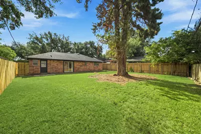 2413 Shadowdale Drive, Houston, TX 77043 - Photo 23