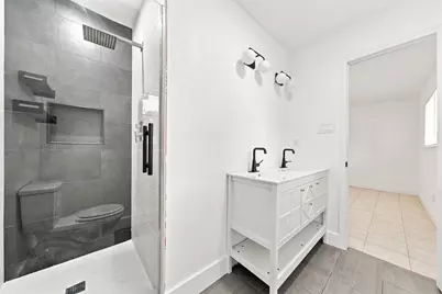 2413 Shadowdale Drive, Houston, TX 77043 - Photo 21