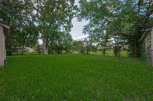 231 Lakeview Dr, Sugar Land, TX 77498 - Photo 19