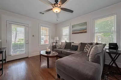 231 Lakeview Drive, Sugar Land, TX 77498 - Photo 5