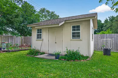 16217 Lakeview Drive, Jersey Village, TX 77040 - Photo 41