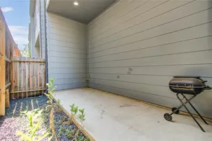 8903 Spring Knoll Forest Dr, Houston, TX 77080 - Photo 25