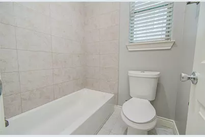 8903 Spring Knoll Forest Drive, Houston, TX 77080 - Photo 15
