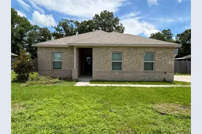 104 Tracie Drive, Dayton, TX 77535 - Photo 1