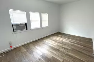 5523 Ave O 1/2, Galveston, TX 77551 - Photo 5