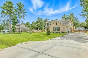 16413 Stonewall St, Conroe, TX 77303 - Photo 3