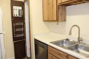 3919 Fairmont Pkwy, Pasadena, TX 77504 - Photo 39