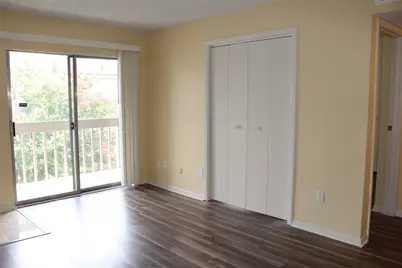 3919 Fairmont Parkway #200, Pasadena, TX 77504 - Photo 5