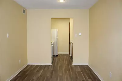 3919 Fairmont Parkway #200, Pasadena, TX 77504 - Photo 13