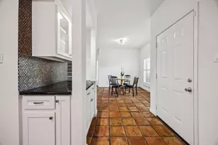 1300 Augusta Dr, Houston, TX 77057 - Photo 15