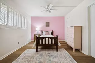 2832 Bellefontaine St, Houston, TX 77025 - Photo 27