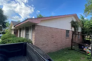 5607 Greylog Dr, Houston, TX 77048 - Photo 7