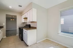2115 Pepperglen Ct, Missouri City, TX 77489 - Photo 11