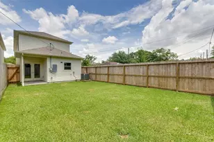 612 E 38th St, Houston, TX 77022 - Photo 31