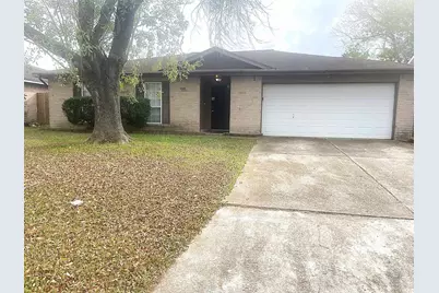 9812 Robin Street, La Porte, TX 77571 - Photo 1