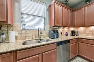 14002 Willowshire Ln, Houston, TX 77014 - Photo 11