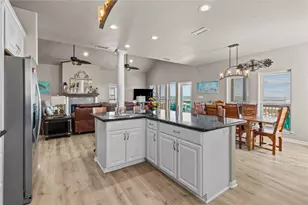 23313 San Luis Pass Rd, Galveston, TX 77554 - Photo 9