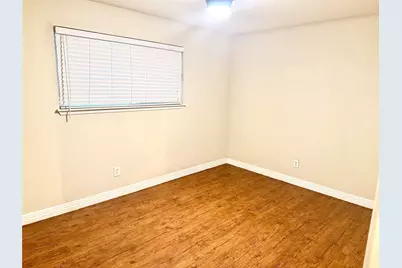 2134 Rainy River Drive, Houston, TX 77088 - Photo 9