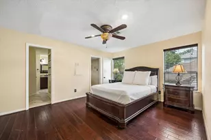 963 Althea Dr, Houston, TX 77018 - Photo 9