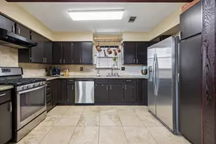 963 Althea Dr, Houston, TX 77018 - Photo 7