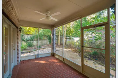 23 E Palmer Bend, The Woodlands, TX 77381 - Photo 41