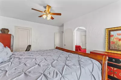 2511 Whitney #B, Houston, TX 77006 - Photo 13