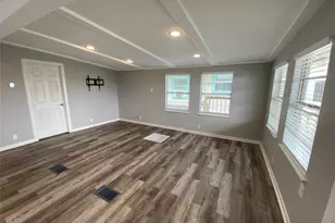 310 Marine Way, Freeport, TX 77541 - Photo 7