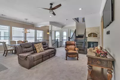 [Address not provided], Dickinson, TX 77539 - Photo 3