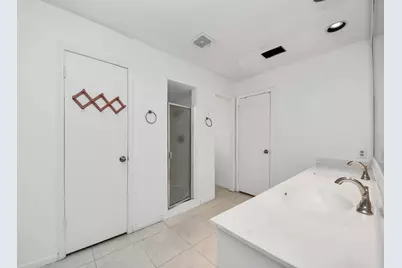 11526 Sagevale Lane, Houston, TX 77089 - Photo 23