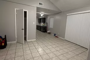 5519 Mendota Ln, Houston, TX 77032 - Photo 7
