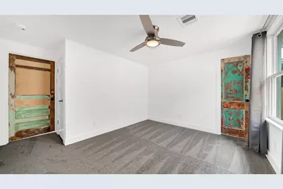 129 E 31st 1/2 Street, Houston, TX 77018 - Photo 13