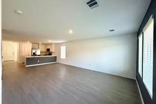 335 Ice Shr Trl, Dayton, TX 77535 - Photo 11