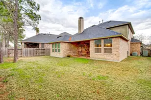 8219 Peppervine Ct, Conroe, TX 77385 - Photo 41