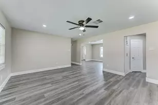 203 Doverfield Dr, Houston, TX 77037 - Photo 11