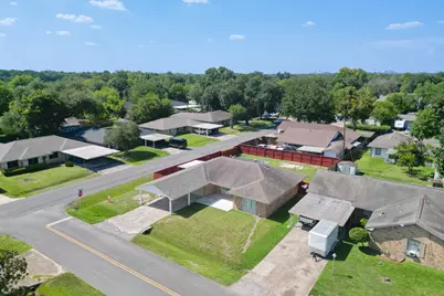 203 Doverfield Drive, Houston, TX 77037 - Photo 41