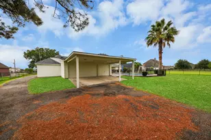 1209 Robinson Rd, La Porte, TX 77571 - Photo 33
