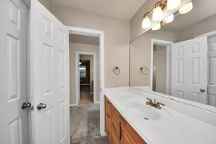 1209 Robinson Rd, La Porte, TX 77571 - Photo 21