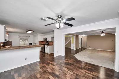 1209 Robinson Road, La Porte, TX 77571 - Photo 13