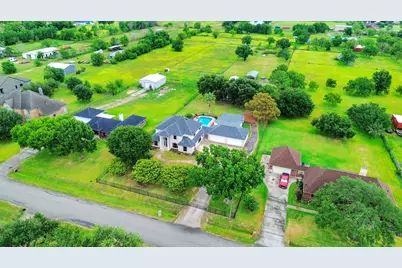 1209 Robinson Road, La Porte, TX 77571 - Photo 3