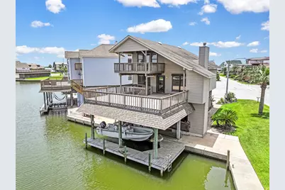 214 Easterly Drive, Tiki Island, TX 77554 - Photo 3