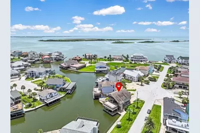 214 Easterly Drive, Tiki Island, TX 77554 - Photo 41