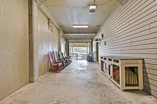 214 Easterly Dr, Tiki Island, TX 77554 - Photo 37