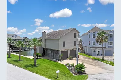 214 Easterly Drive, Tiki Island, TX 77554 - Photo 1