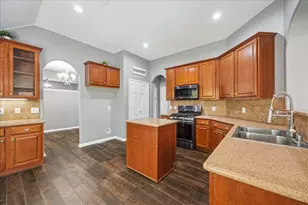 20910 Sandy Briar Ct, Spring, TX 77379 - Photo 13