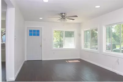 7003 Hoffman Street, Houston, TX 77028 - Photo 9