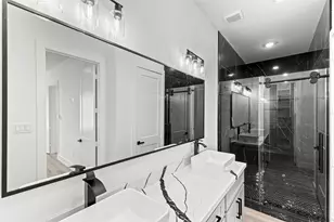 7544 Dyer St, Houston, TX 77088 - Photo 13